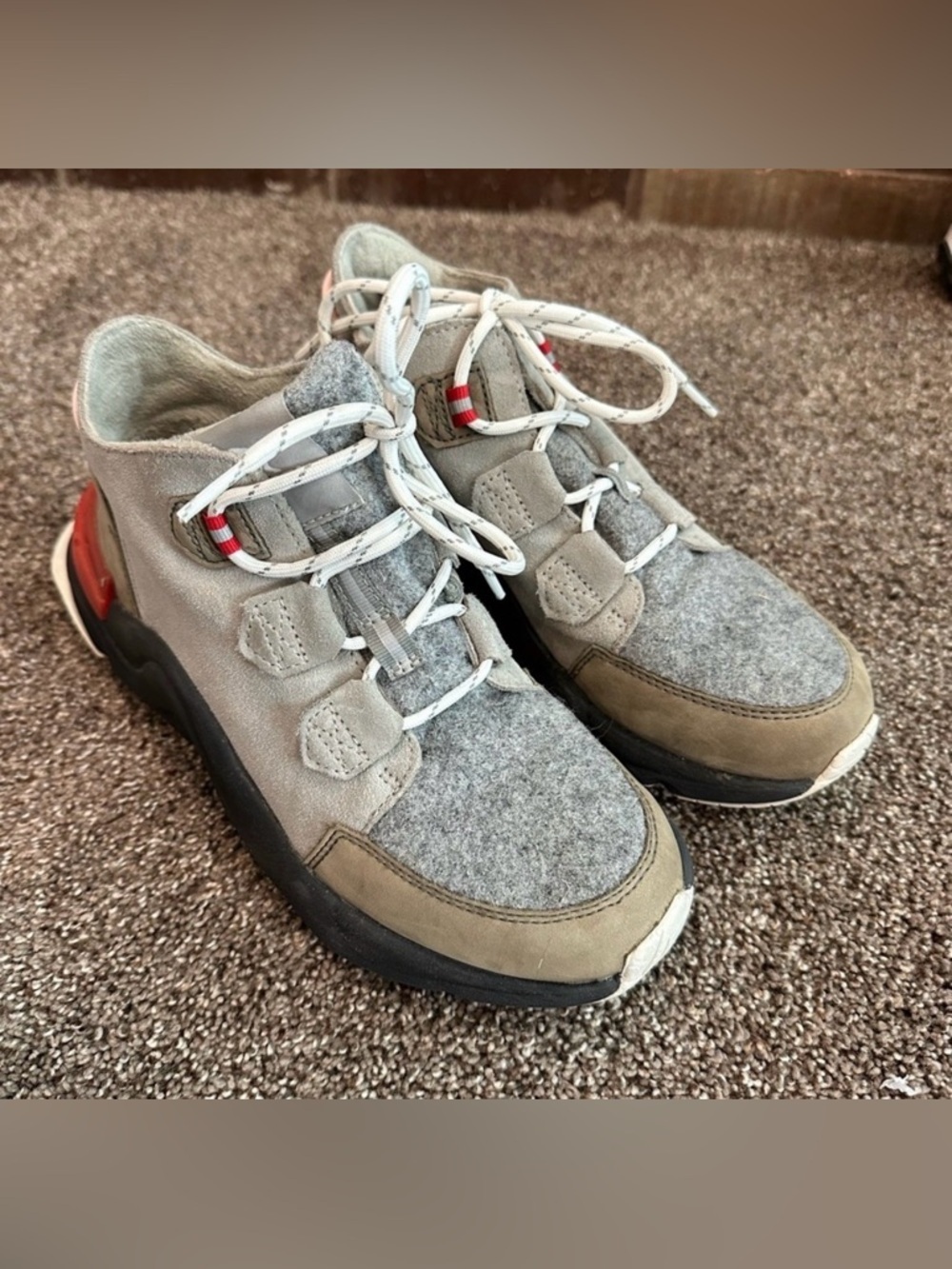 SOREL Women's Kinetic RNEGD Caribou Waterproof Boots - Gray/Red Size 7.5